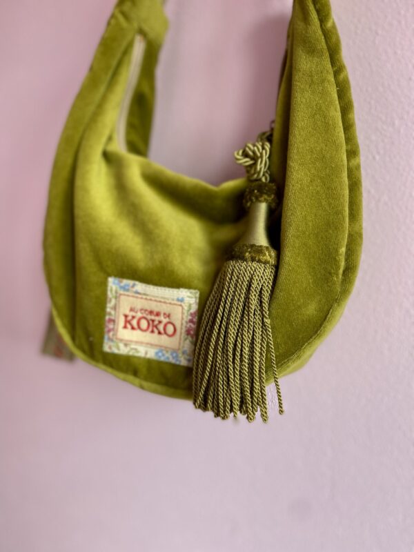 Crescent Moon Bag Ellie - Image 5