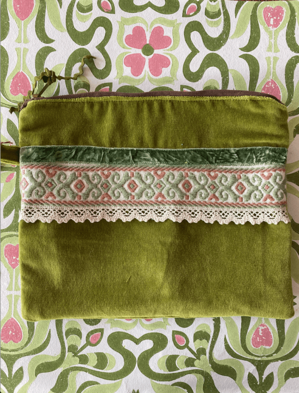 Pochette L - 105