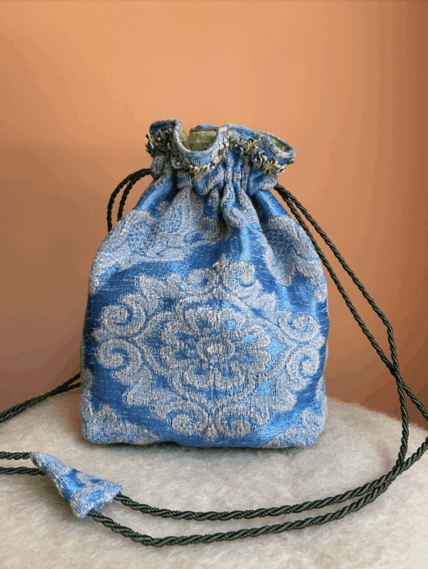 The Imane Bucket Bag I