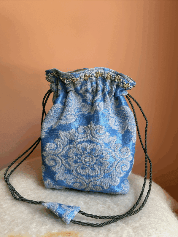 The Imane Bucket Bag I - Image 3